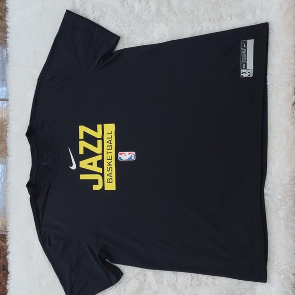 NBA JAZZ BASKETBALL NIKE TEE. - Picture 13 of 15